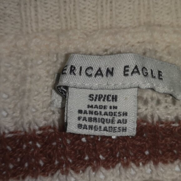 2/$30.00 Mix & Match - American Eagle Ladies 1/4 Button Closure Sweater - Picture 3 of 6